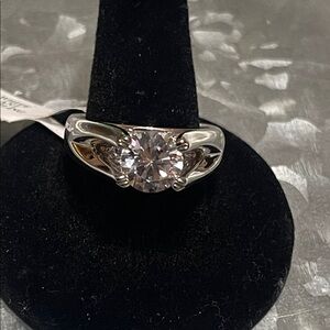 Bella Luce 3.46 TW white Diamond Simulant Rhodium over Sterling Silver Size 8